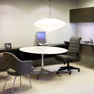 Knoll | Dining tables and desks